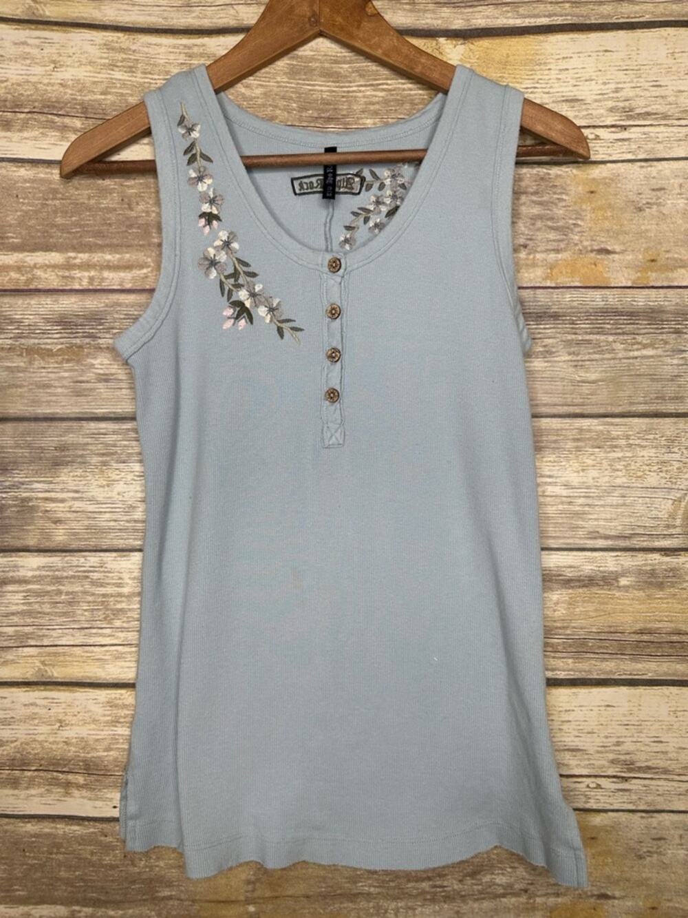 Alp N Rock M mint tank floral embroidered Scoop Neck Sleeveless Top